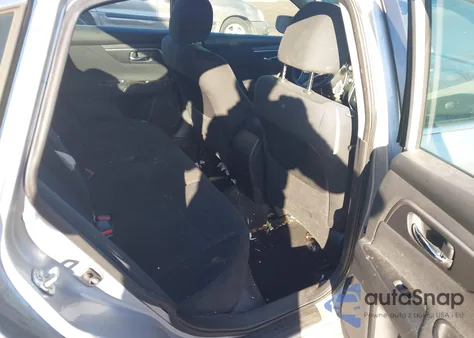 2015 Nissan Altima 2.5 S z USA, uszkodzony, nr VIN 1N4AL3AP6FN371139